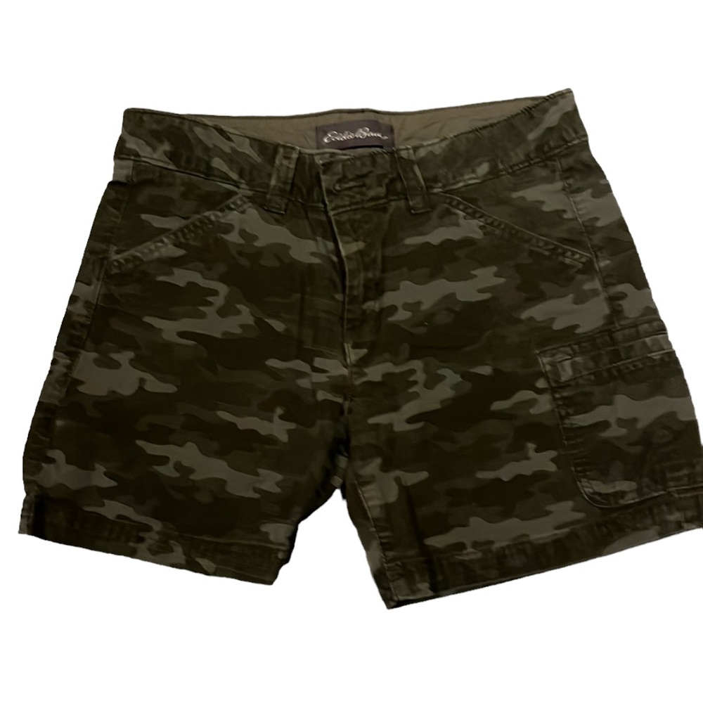 Eddie Bauer camo shorts